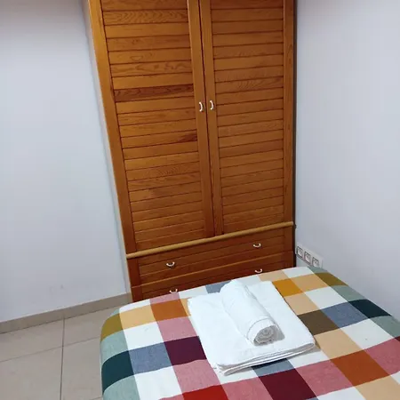 Piso Deluxe Triana Apartmán *